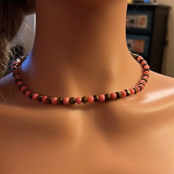 Strawberry Quartz Choker - Picture 3 of 4